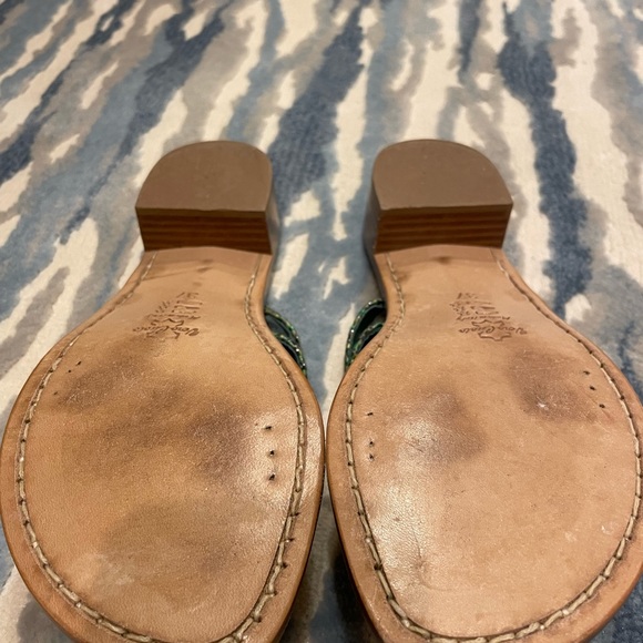 Green Sandal - Picture 5 of 7